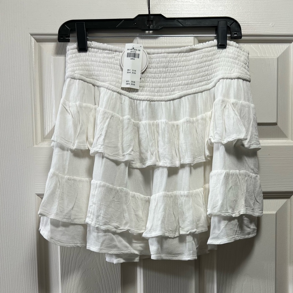 Hollister White Tiered Mini Skort - Picture 2 of 5